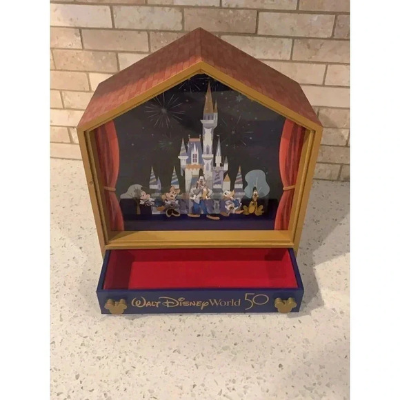 Walt Disney World 50th Anniversary Music Box - Picture 5 of 5